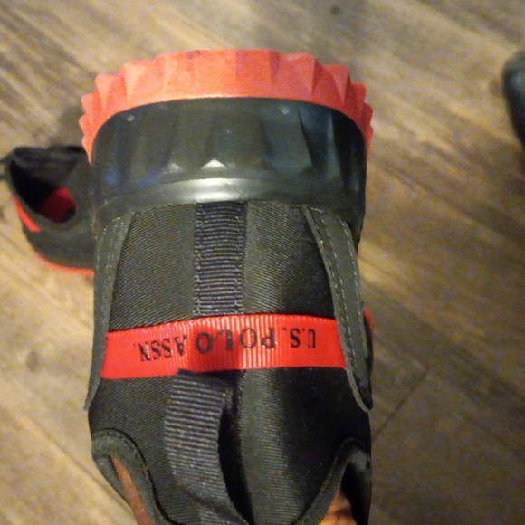 Shoes - Picture 3 of 6